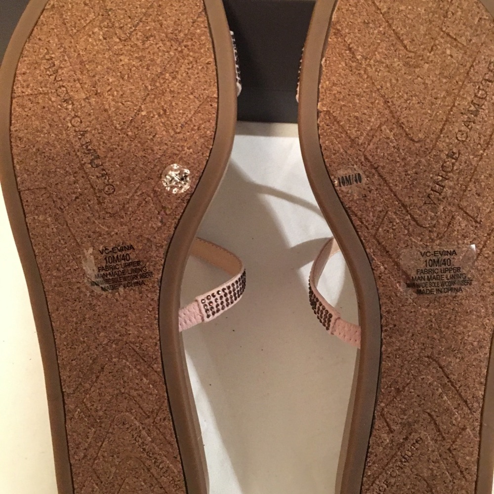 Vince Camuto Crystal embellished toe loop sandal. - Picture 5 of 7